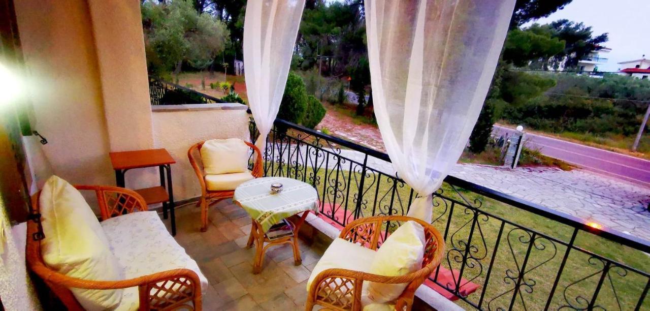 Golden Summer Apartment Néa Fókaia Kültér fotó